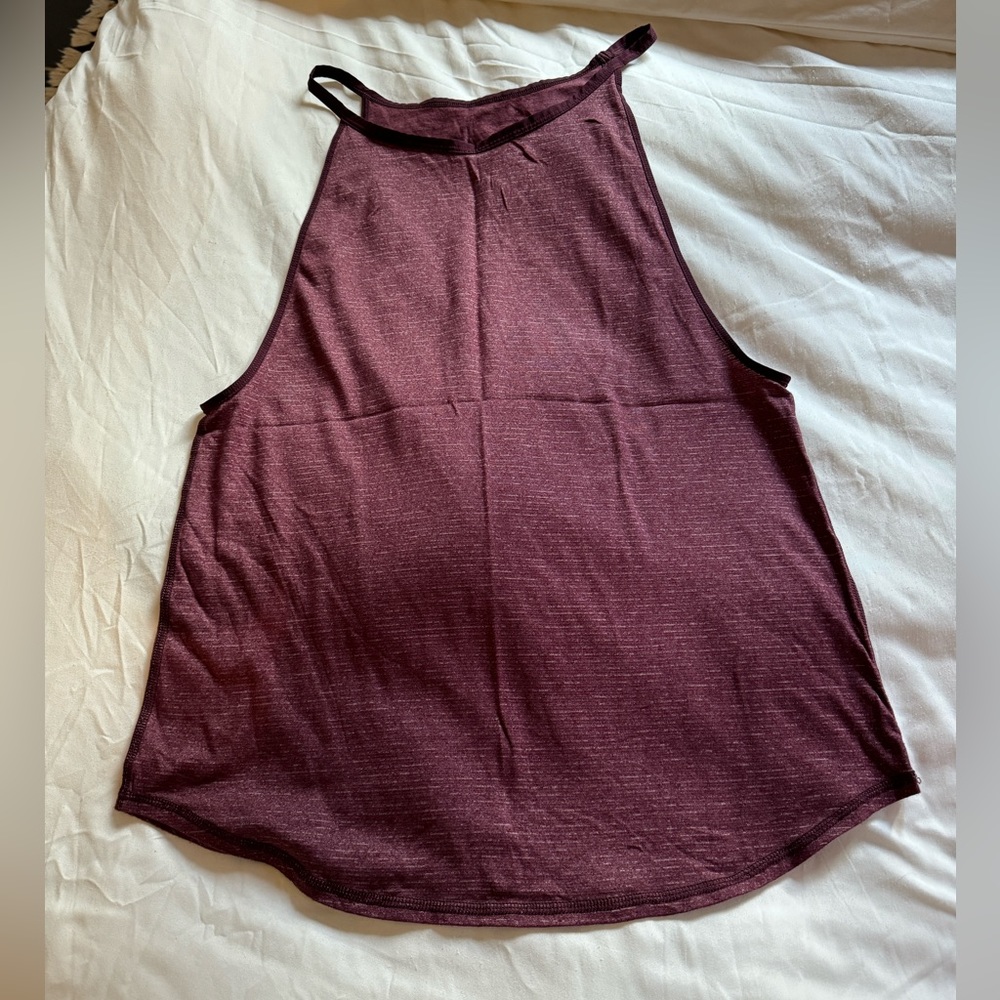 Lululemon maroon tank size 8